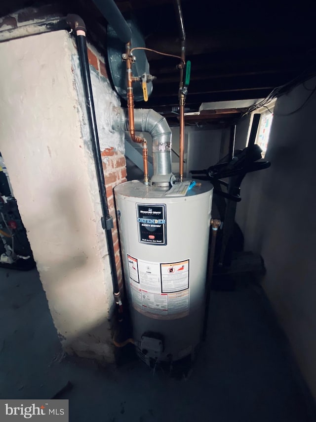 976 Klockner Rd, Hamilton Township, NJ 08619 - utility room with gas water heater