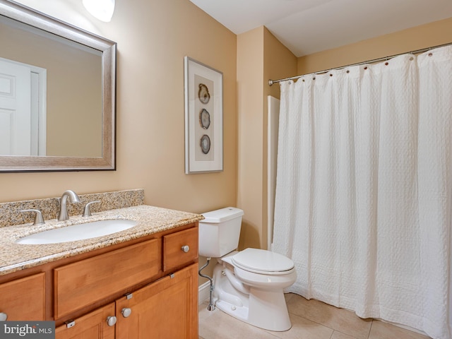 606 Borough Line Rd, Collegeville, PA 19426 - full bath featuring toilet, tile patterned flooring, vanity, and a shower with curtain