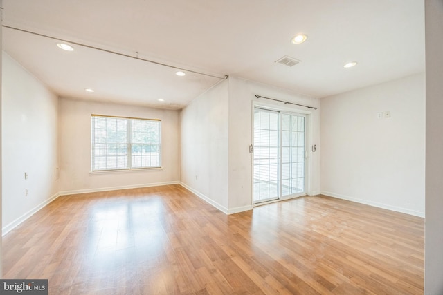 504 Nottingham Pl, Riverside, NJ 08075 - spare room with recessed lighting, light wood-type flooring, and baseboards