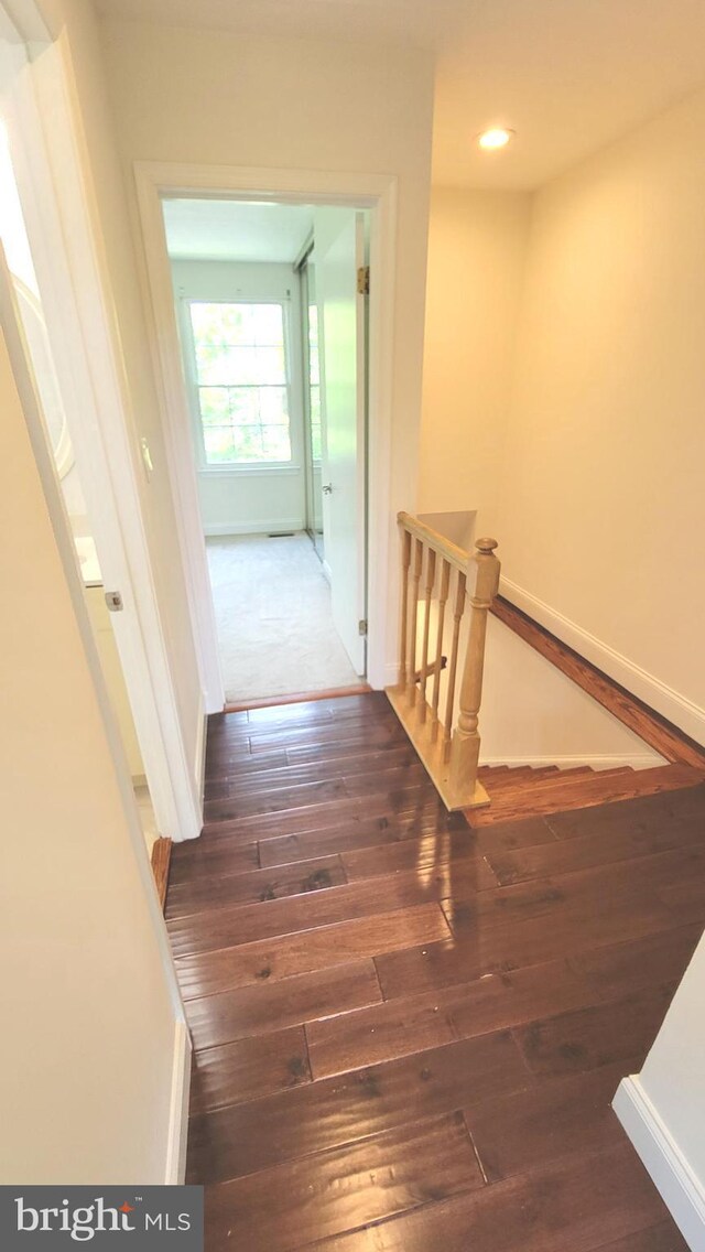 19503 Fetlock Dr, Germantown, MD 20874 - hallway featuring an upstairs landing, hardwood / wood-style floors, baseboards, and recessed lighting