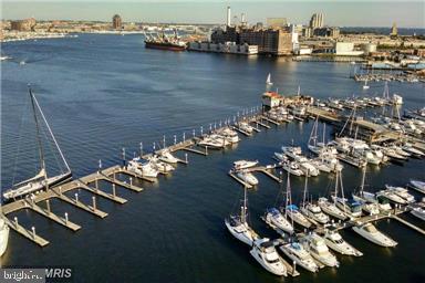water view featuring numerous boat docks