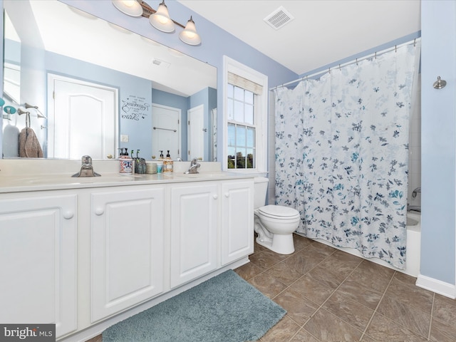 4 Jeffrey Ln, Brunswick, MD 21758 - full bathroom with double vanity and shower / tub combo with curtain