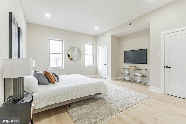 3221 Mercer St, Philadelphia, PA 19134 - bedroom with light wood finished floors, baseboards, and recessed lighting