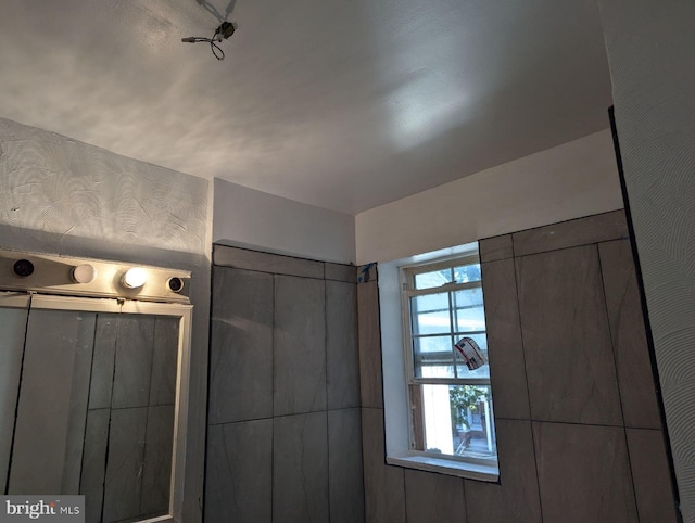 1819 W Ontario St, Philadelphia, PA 19140 - detailed view