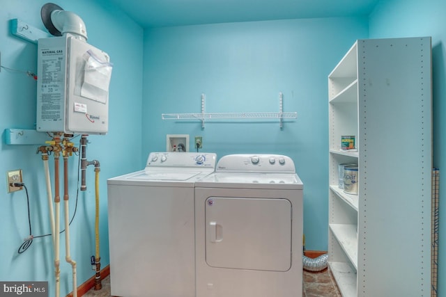 74 Connie Ln, Dover, DE 19901 - washroom featuring separate washer and dryer and baseboards