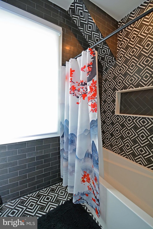 7012 Silverwood St, Philadelphia, PA 19128 - bathroom with shower / bathtub combination with curtain and tile walls