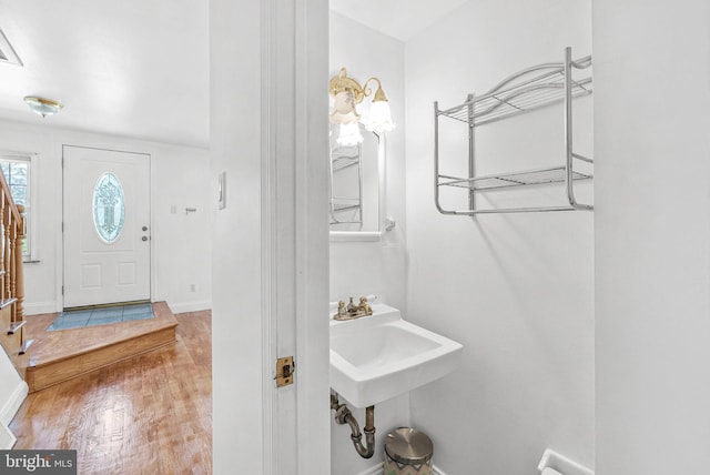643 Saint Anthony Ln, Upper Darby, PA 19082 - bathroom with wood finished floors and baseboards