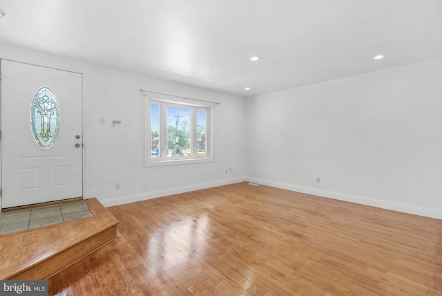 643 Saint Anthony Ln, Upper Darby, PA 19082 - foyer entrance featuring light wood finished floors, baseboards, and recessed lighting