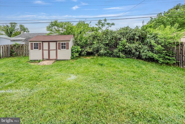 1711 Langley Rd, Baltimore, MD 21221 - view of yard featuring an outbuilding and a storage shed