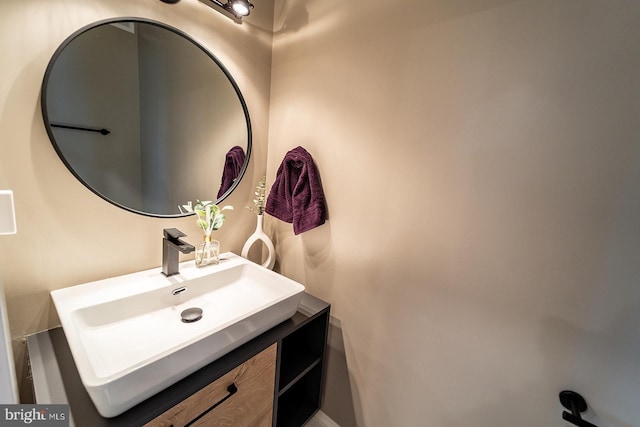 1919 Bennett Pl NE, Washington, DC 20002 - bathroom featuring vanity
