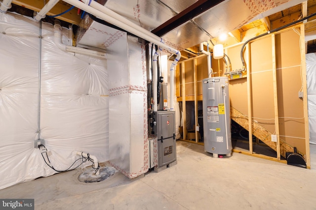 1722 Bradley Dr, Harrisburg, PA 17110 - unfinished basement featuring water heater