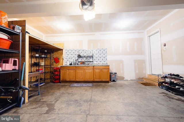 1722 Bradley Dr, Harrisburg, PA 17110 - view of garage