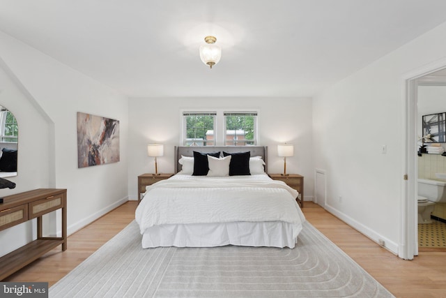 1725 Oakcrest Dr, Alexandria, VA 22302 - bedroom with light wood-style floors and baseboards