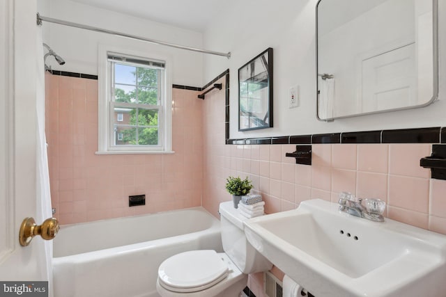 1725 Oakcrest Dr, Alexandria, VA 22302 - full bath with a sink, tile walls, toilet, and tub / shower combination
