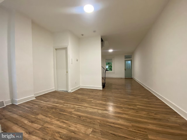 2546 N Marston St, Philadelphia, PA 19132 - unfurnished room with dark wood-style floors and baseboards