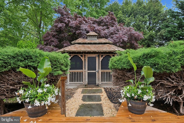 view of outdoor structure