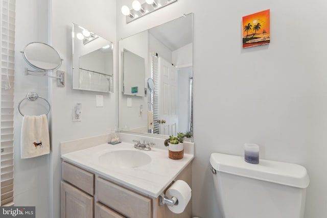 800 S Charles St, Baltimore, MD 21230 - bathroom featuring toilet and vanity