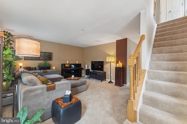 800 S Charles St, Baltimore, MD 21230 - carpeted living room featuring stairway