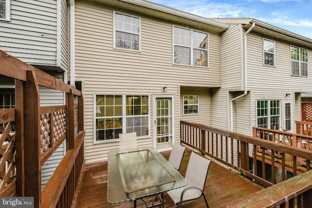 21850 Goldstone Ter, Sterling, VA 20164 - view of wooden deck