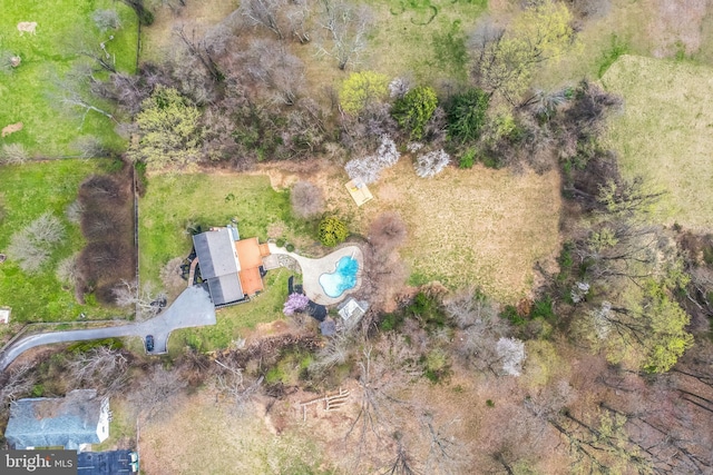 drone / aerial view of a pool area