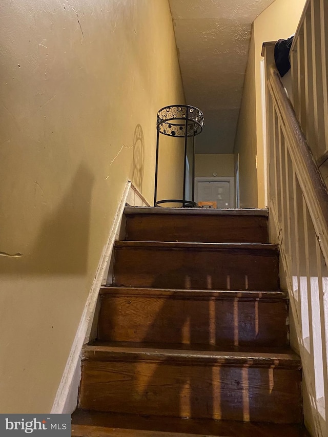 5336 Race St, Philadelphia, PA 19139 - view of staircase