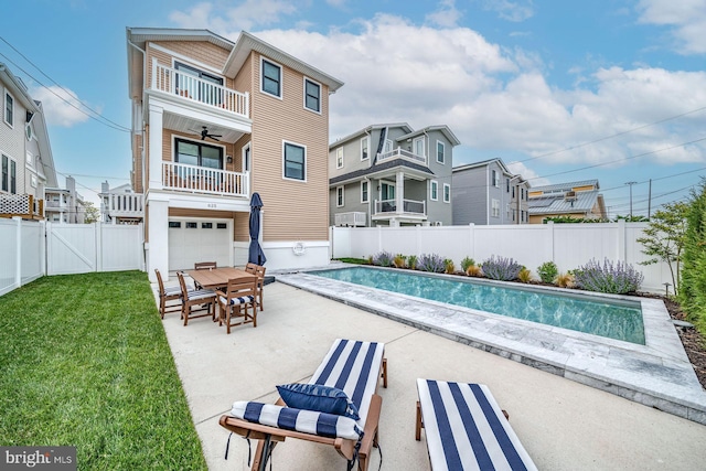 625 Bay Ave, Ocean City, NJ 08226 - view of pool featuring a ceiling fan, a patio area, and a residential view