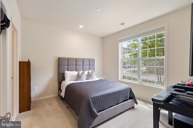 43008 Paris Gap Sq, Ashburn, VA 20148 - bedroom with light colored carpet, baseboards, and recessed lighting