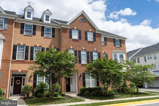 43008 Paris Gap Sq, Ashburn, VA 20148 - townhome / multi-family property with brick siding