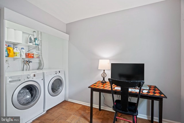 865 Azalea Dr Unit 26-865, Rockville, MD 20850 - laundry room with washing machine and clothes dryer and baseboards