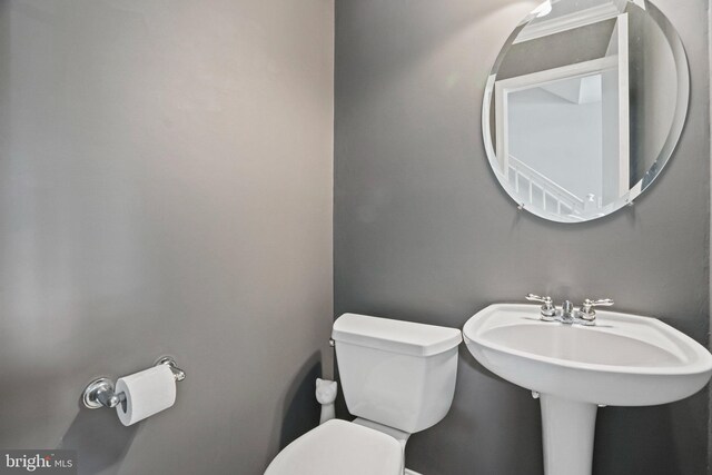 865 Azalea Dr Unit 26-865, Rockville, MD 20850 - half bathroom with toilet