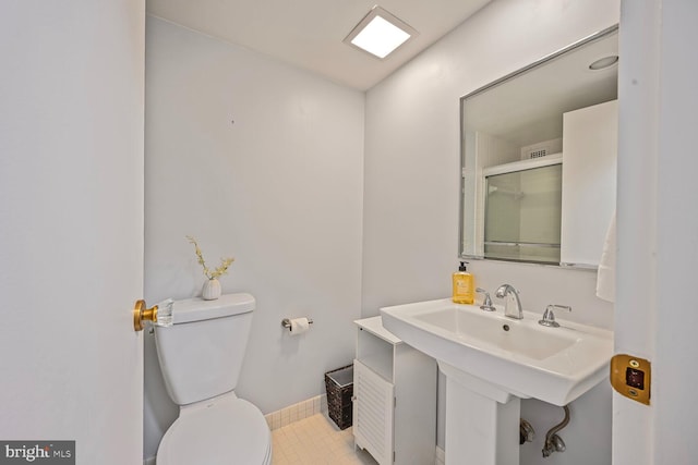 2501 Calvert St NW Unit 306, Washington, DC 20008 - full bath with toilet and a shower with shower door