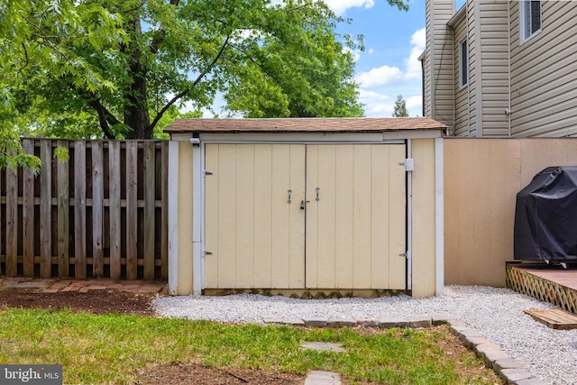370 Juniper Ct, Herndon, VA 20170 - view of shed featuring fence