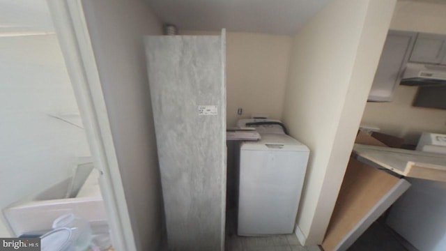1500 Main St, Gilberton, PA 17934 - clothes washing area with washer / clothes dryer