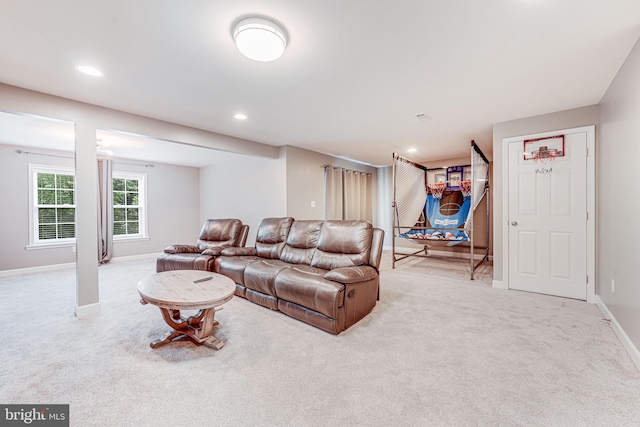 3104 Reach Eagle Ct, Woodbridge, VA 22191 - carpeted living area with baseboards and recessed lighting