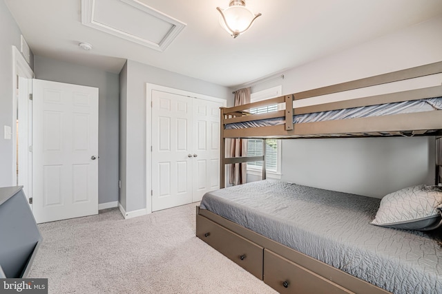 3104 Reach Eagle Ct, Woodbridge, VA 22191 - bedroom featuring attic access, carpet, a closet, and baseboards