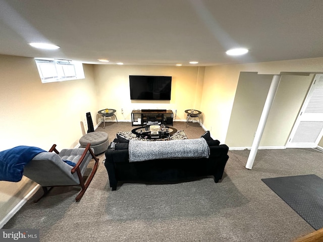 912 Evesham Ave, Baltimore, MD 21212 - living room featuring recessed lighting, carpet, and baseboards