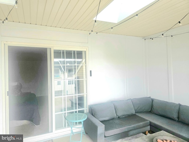 211 Clear Sky Way, Pasadena, MD 21122 - sunroom with a skylight