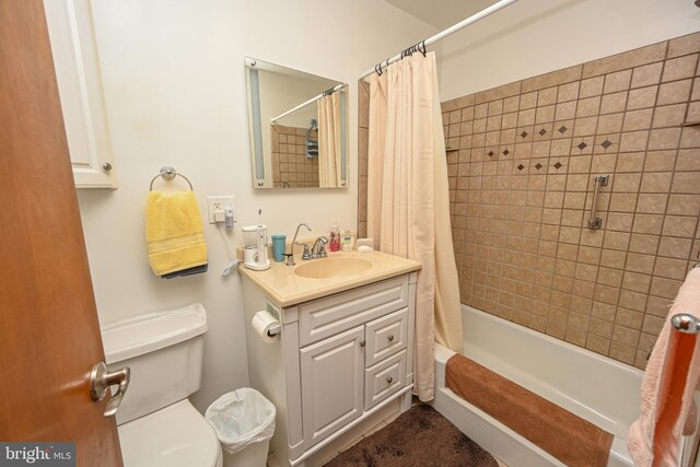 206-208 N 10th St, Oakland, MD 21550 - bathroom with toilet, shower / bath combination with curtain, and vanity