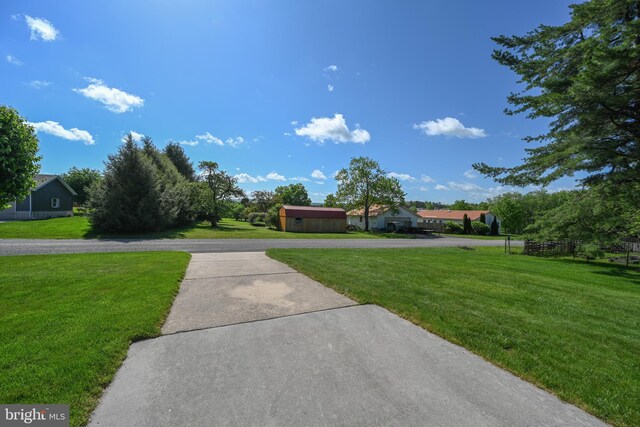 206-208 N 10th St, Oakland, MD 21550 - view of front facade with a front lawn and driveway