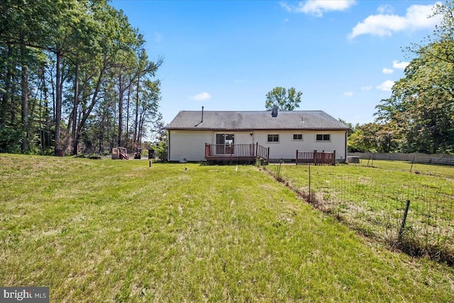 3 High Ridge Rd, Pemberton, NJ 08068 - back of house featuring a deck