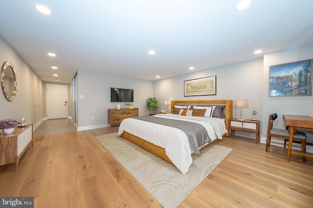 1919 Chestnut St Unit 523-524, Philadelphia, PA 19103 - bedroom featuring recessed lighting, light wood-style floors, and baseboards
