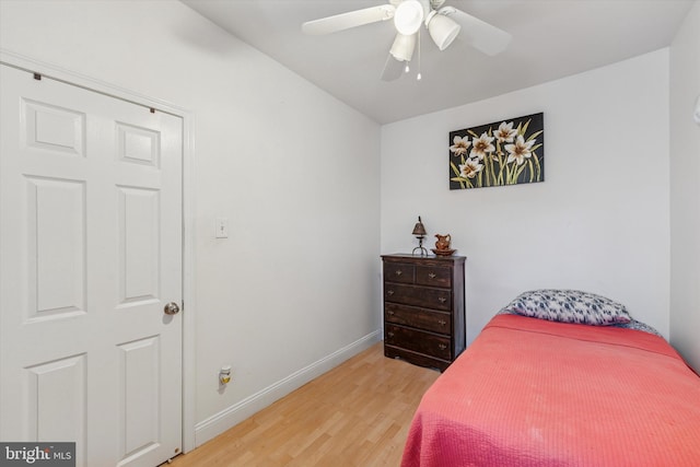 2429 S Reese St, Philadelphia, PA 19148 - bedroom featuring light wood-style floors, baseboards, and a ceiling fan