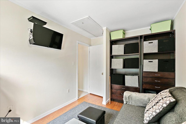 2919 Lexington Ct, Woodbridge, VA 22192 - living area featuring attic access, wood finished floors, ornamental molding, and baseboards