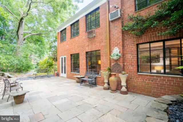 1647 Preston Rd, Alexandria, VA 22302 - view of patio / terrace