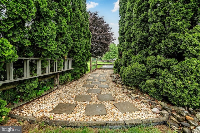 41 Diane Dr, Honey Brook, PA 19344 - view of property's community