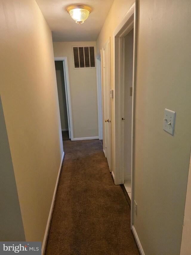 13103 Chalfont Ave, Fort Washington, MD 20744 - hallway with carpet and baseboards