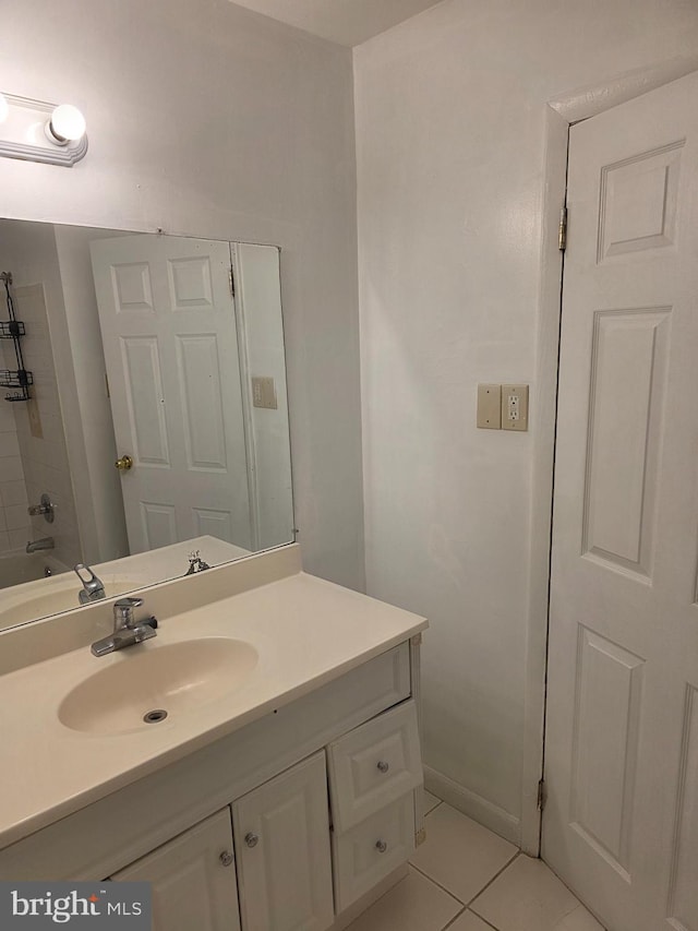 13103 Chalfont Ave, Fort Washington, MD 20744 - full bath featuring vanity and tile patterned flooring