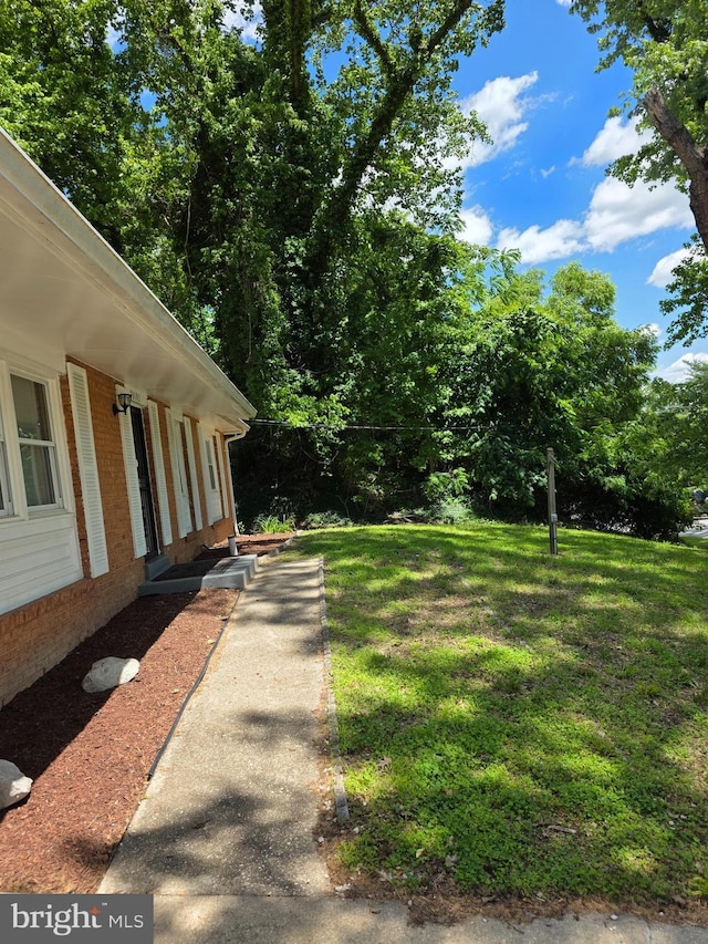 13103 Chalfont Ave, Fort Washington, MD 20744 - view of green lawn