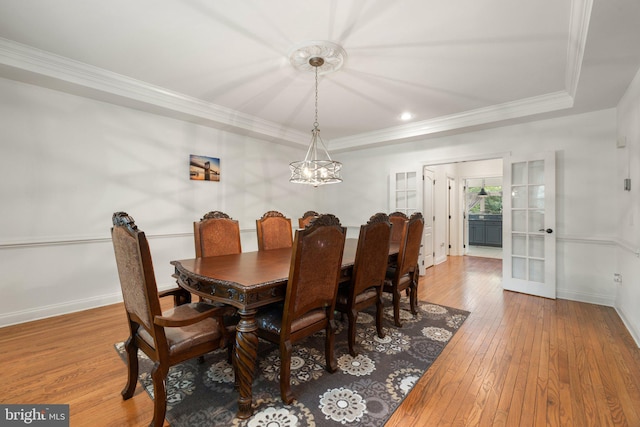 18309 Eldorado Way, Leesburg, VA 20176 - dining area with a chandelier, hardwood / wood-style floors, baseboards, ornamental molding, and recessed lighting