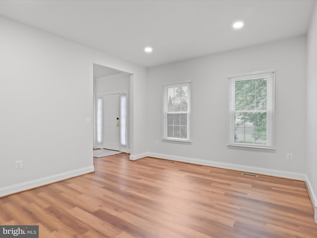 9365 River Crest Rd, Manassas, VA 20110 - spare room featuring light wood-type flooring, baseboards, and recessed lighting